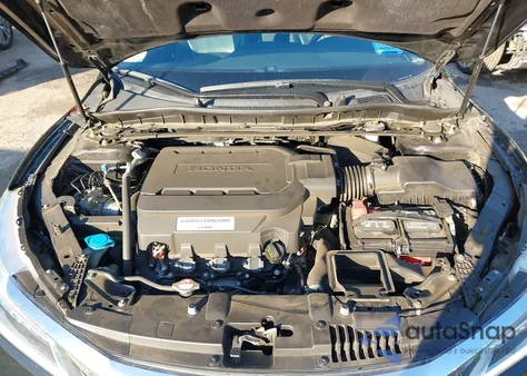 2016 Honda Accord Touring из США, поврежденный, VIN 1HGCR3F97GA028247